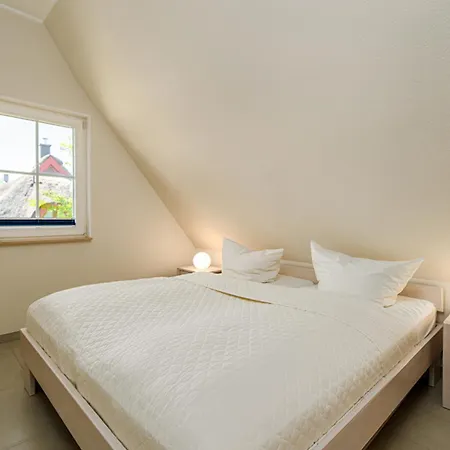 Fh Kliff Koenigshoern, Haus Nr 13 * Glowe